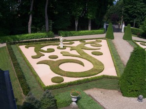 Aerial view of a parterre